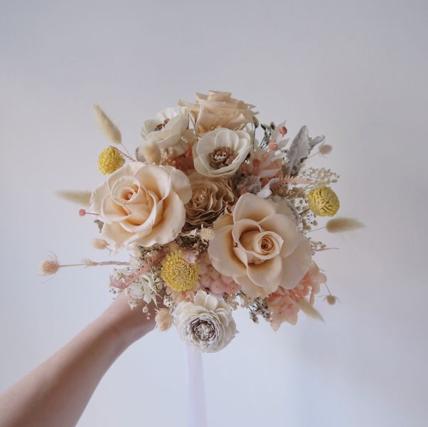 經典圓形永生捧花 25cm 香檳色 台中花店,花藝,乾燥花,鮮花,永生花,求婚花束,情人節花束,母親節花束,開幕花禮,高架花籃