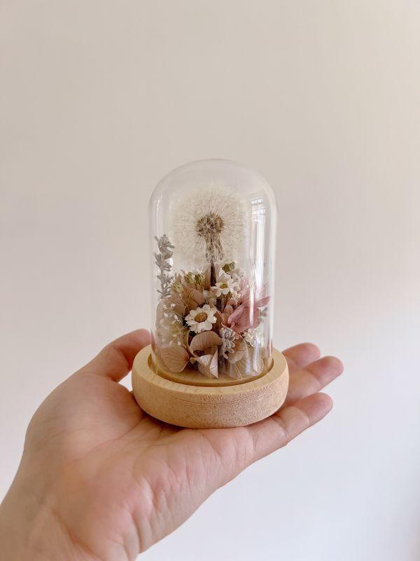 永生蒲公英玻璃罩 - 乘載心願 台中花店,花店,花藝,花,乾燥花,鮮花,永生花,花束,玻璃罩,蒲公英,求婚,風水,房間放花
