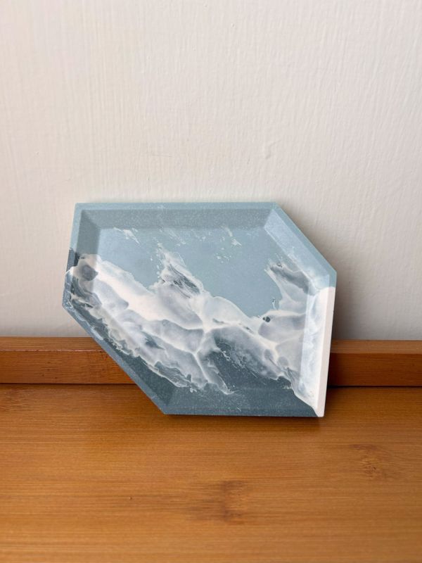 多邊形 爵石置物盤 海浪 手作,爵石,環保礦物樹酯,置物盤,飾品盤,居家裝飾,杯墊,多邊形
