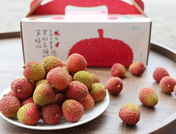 高雄旗山產銷履歷玉荷包(無枝顆粒裝) 5台斤/箱  預計5月25日陸續出貨 (不含假日) 都是現採鮮寄 請耐心等待 