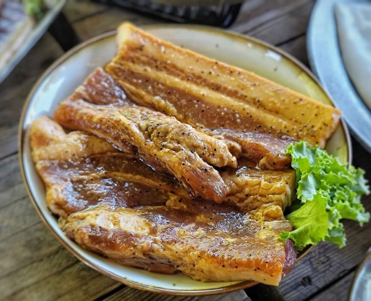 客家鹹豬肉   每條約300g 