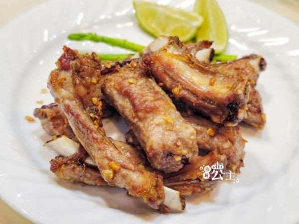 西班牙伊比利豬肋排(原廠包裝)  每排500g 以上 