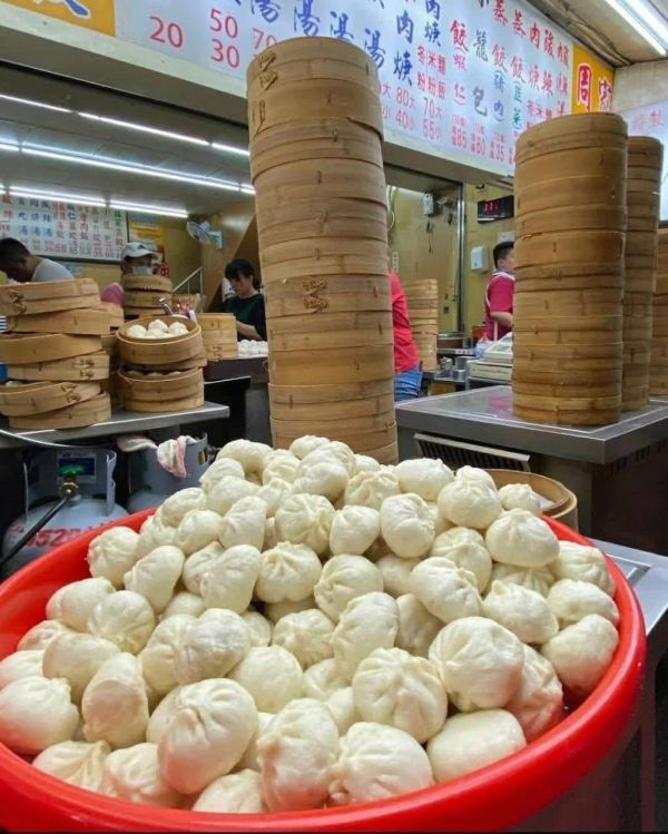 【周家蒸餃小籠包】花蓮周家小籠包 