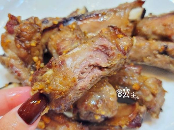 西班牙伊比利豬肋排(原廠包裝)  每排500g 以上 