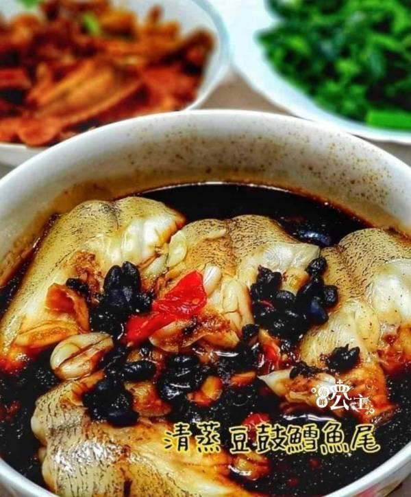 (免運)特大鱈魚尾(扁鱈)  (比目魚) 每箱淨重2kg 約12-13片左右 