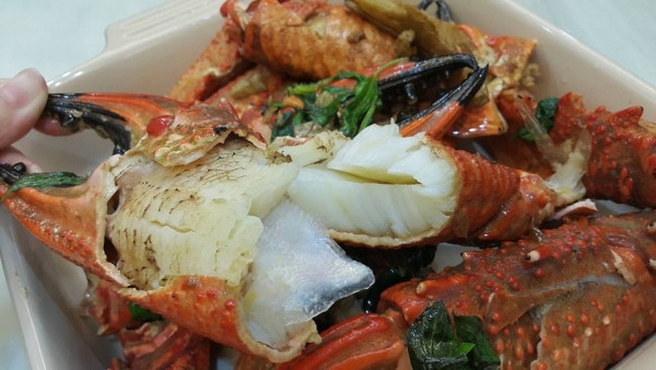 免運【菲律賓石蟹腳】每箱淨重2kg  約60-70隻 