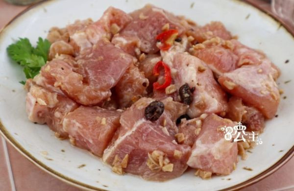 (免運) 易牙居 *梅汁蒸排骨* 300g /盒  * 3入 