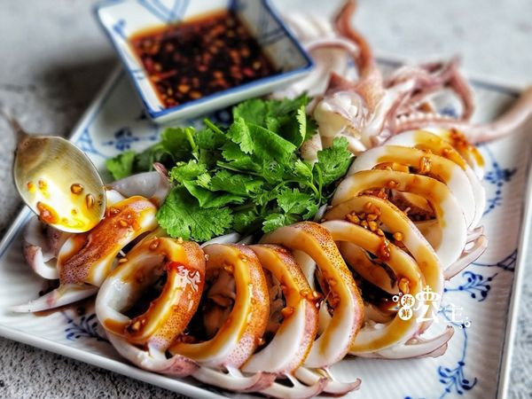 (免運) 菲律賓活凍軟絲 200g以上 *10隻/組 