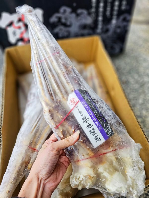 (免運)俄羅斯生凍鱈場蟹腳(  6L ) (整束含4隻腳半身肉) 