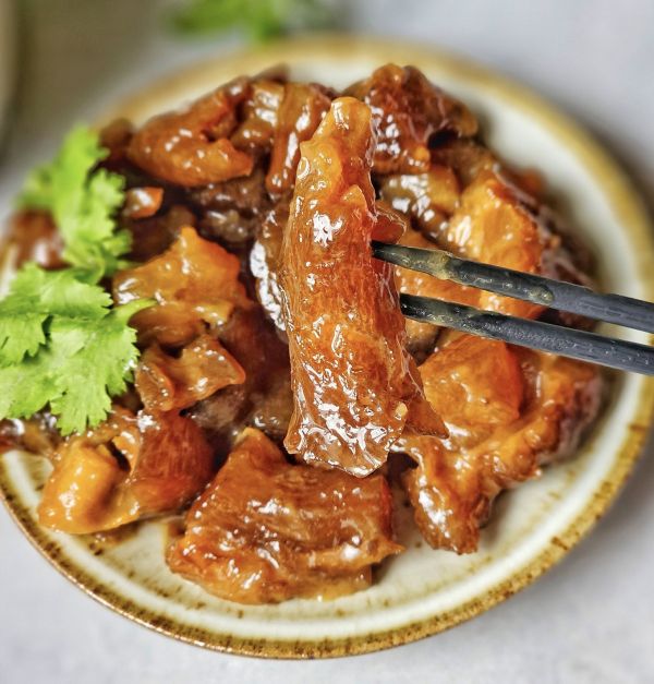 ﻿(熟)即食滷牛筋 300g/包 