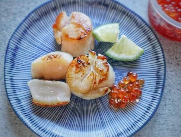 日本北海道生食級干貝(S)   (直徑逼近5公分)  每盒1公斤 約31~35顆 