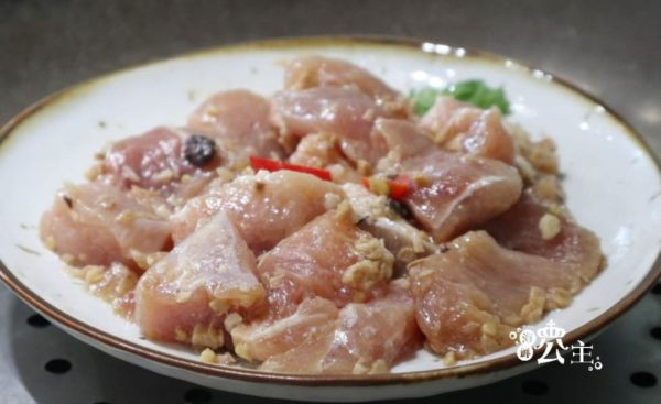 (免運) 易牙居 *梅汁蒸排骨* 300g /盒  * 3入 