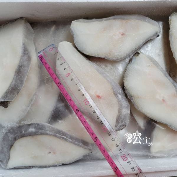 格陵蘭鱈魚《比目魚》薄片。  每包 800g±10% 約8~9片 