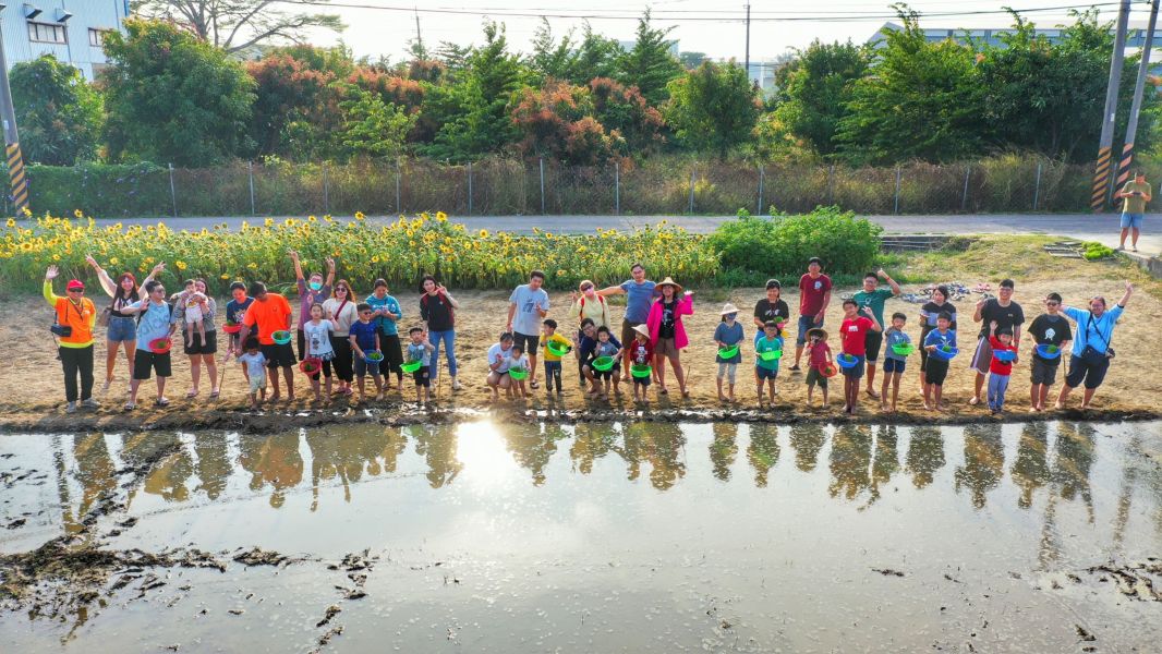 春耕小農夫〔無攝影〕 