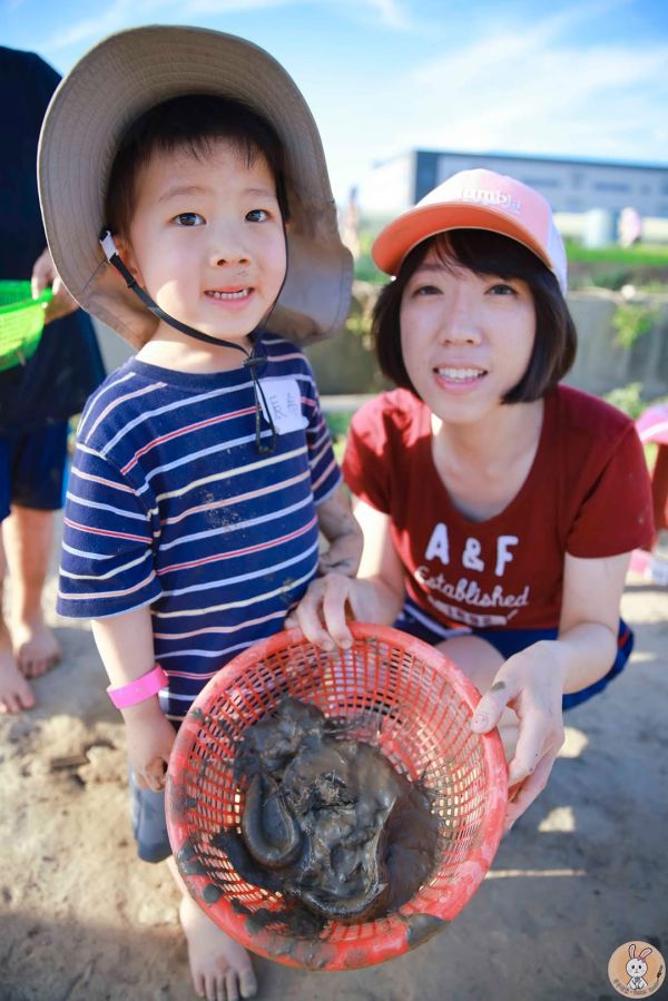 春耕小農夫〔含攝影〕 春耕活動,台南假日親子,台南假日活動,台南親子,埃及展,兔子城堡,阿中生態農場,台南五感,台南親子活動