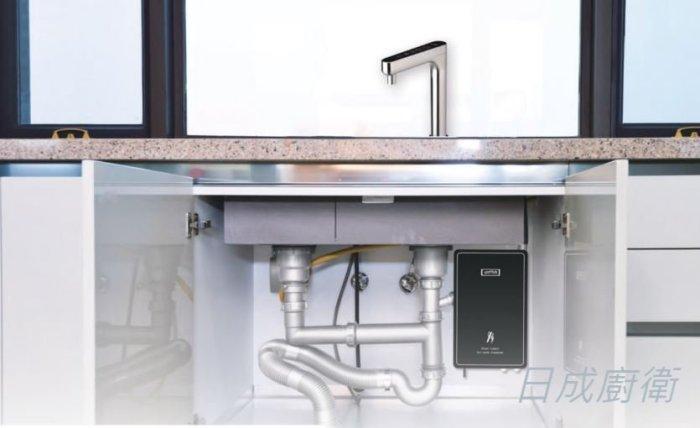 廚房流理台下方安裝亞爾浦 HH88 實景，搭配 T8601 觸控式智能龍頭