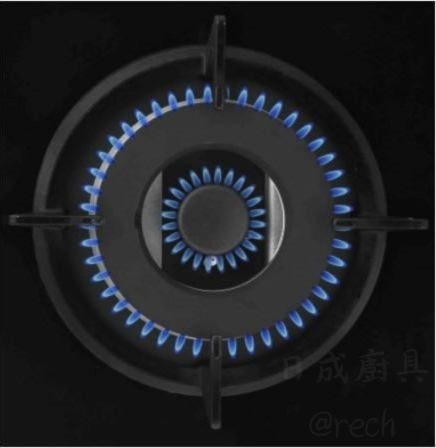 EG-2385 藍色防風九圈火特寫,展示高熱效率九段火力調節,均勻加熱減少能源浪費,智能烹飪核心技術展示。