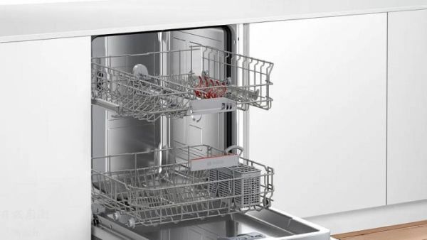 【日成】BOSCH下嵌式洗碗機220V-15人份 SJU4EKW00W 附白玻門 桃園廚具,日成,日成廚具,日成廚衛生活館,廚具行,BOSCH,洗碗機,下嵌式,美型玻璃,廚具
