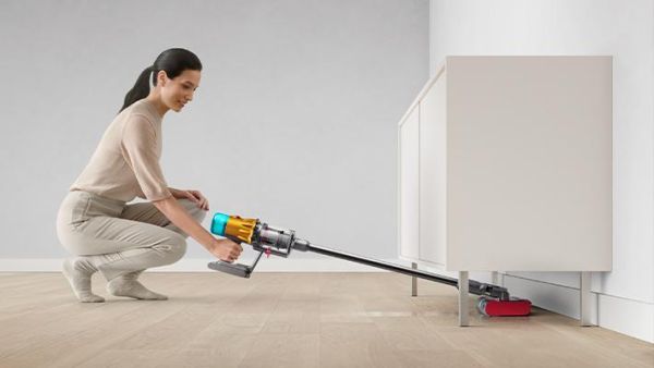 【dyson 戴森】V12s  乾濕全能洗地吸塵器(V12s Detect Slim Submarine™) dyson 戴森,V12s,乾濕全能洗地吸塵器(V12s Detect Slim Submarine™),乾濕一體洗,智慧光學偵塵,無纏結吸頭,金亞家電