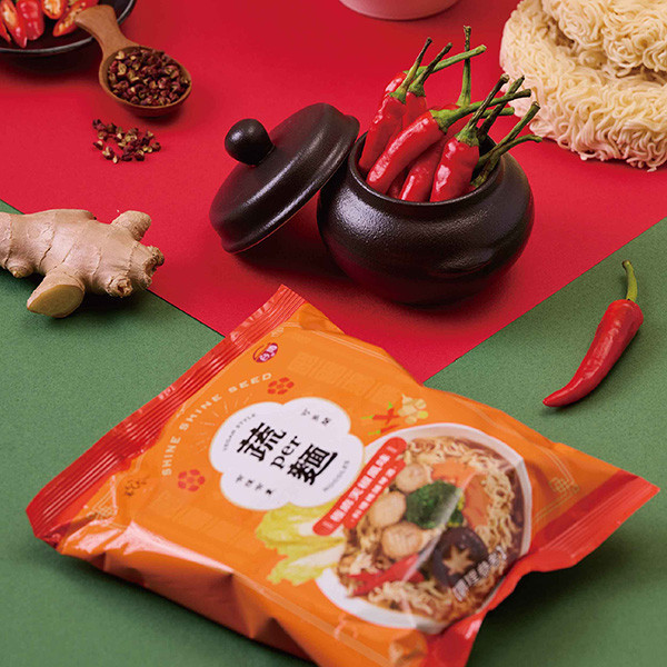蔬PER麵 l 極麻天椒極琴酒 (箱裝) 善善心、shineshineseed、蔬食、素食麵、素食泡麵、泡麵、台酒、蔬PER麵、super、極麻天椒、極麻天椒極琴酒、極琴酒、無肉、vegan、台酒