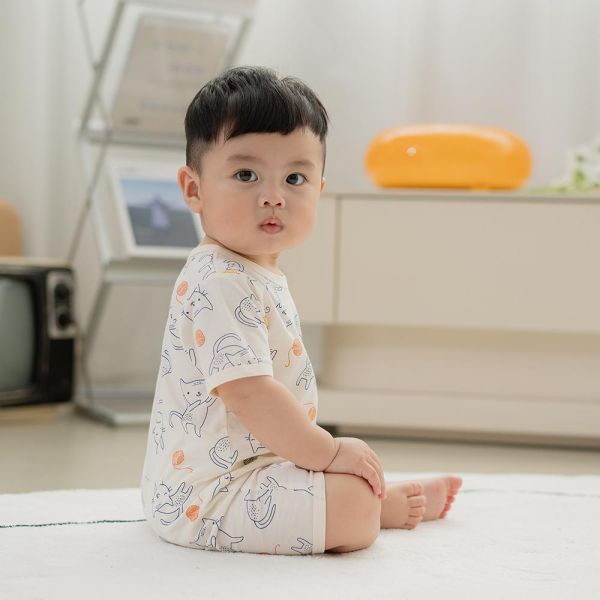 有機棉短袖連身衣-線團貓貓 有機棉短袖連身衣,線團貓貓,100%有機棉,台灣製童裝,環保印染,嬰兒親膚衣物,包屁衣,寶寶外出服