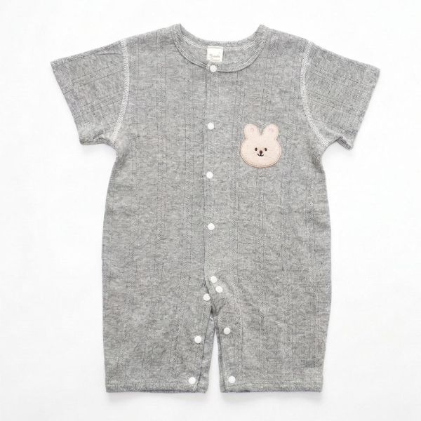有機棉短袖連身衣-可愛小兔(灰) 有機棉短袖連身衣,可愛小兔,100%有機棉,台灣製童裝,環保印染,嬰兒親膚衣物,包屁衣,寶寶外出服