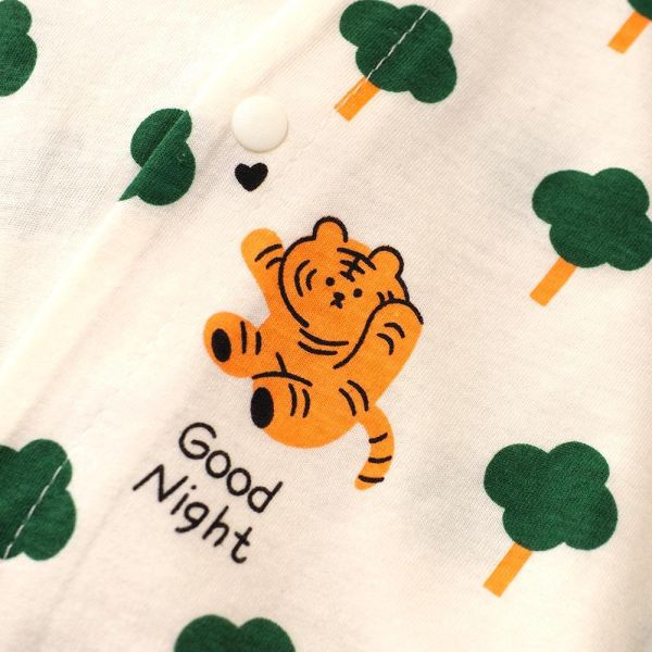 薄棉短袖連身衣-森林小虎 薄棉短袖連身衣,森林小虎,100%純棉,台灣製童裝,環保印染,嬰兒夏日服裝,包屁衣,寶寶外出服