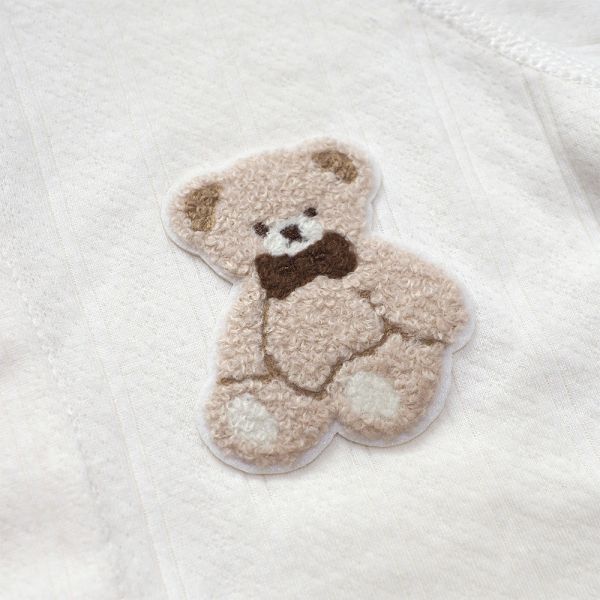 有機棉緹花連身衣-米白小熊 有機棉,秋冬寶寶衣,寶寶睡衣,一件式,嬰兒睡衣,台灣製造敏感肌衣服,透氣衣物,天然有機棉