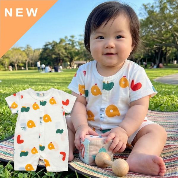 竹纖維短袖連身衣-彩色字母 竹纖維連身衣,嬰兒短袖連身衣,台灣製童裝,竹纖維童裝,包屁衣推薦,親膚嬰兒服,吸濕排汗童裝,環保印染,夏季連身衣,花朵小熊