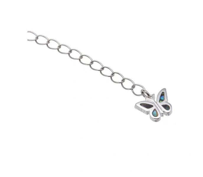 銀炫彩蝴蝶玫瑰Y字細鍊 Rosy Seashell Butterfly Petite 日本設計師,日本製,設計項鍊,潮流飾品,選品,設計搭配,設計服裝,潮流服飾,潮流搭配,搭配教學,潮流穿搭,時尚搭配,手錶,潮流品牌,精選商品,優質商品,黃銅,蝴蝶,細鍊,18K鍍金,珍珠,貝殼,鍍銀