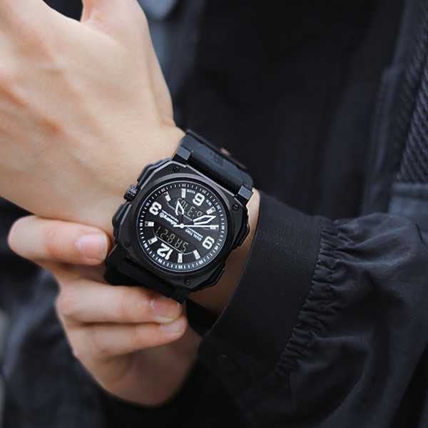 雙計時器 42 毫米石英錶 REVOLUTION - THE DUAL TIMER 42MM 