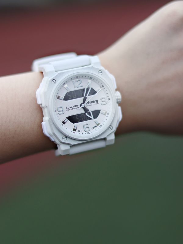 雙計時器 42 毫米石英錶 REVOLUTION - THE DUAL TIMER 42MM 