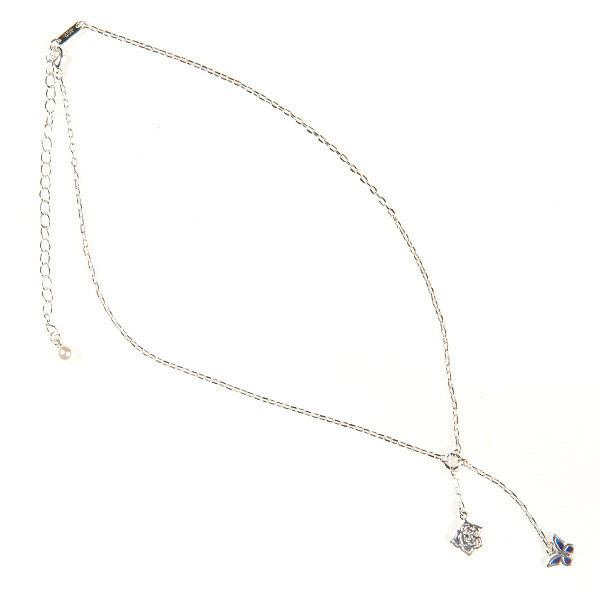 銀藍蝴蝶玫瑰Y字細鍊 Rosy Blue Butterfly Petite 日本設計師,日本製,設計項鍊,潮流飾品,選品,設計搭配,設計服裝,潮流服飾,潮流搭配,搭配教學,潮流穿搭,時尚搭配,手錶,潮流品牌,精選商品,優質商品,黃銅,蝴蝶,細鍊,18K鍍金,珍珠,貝殼,鍍銀