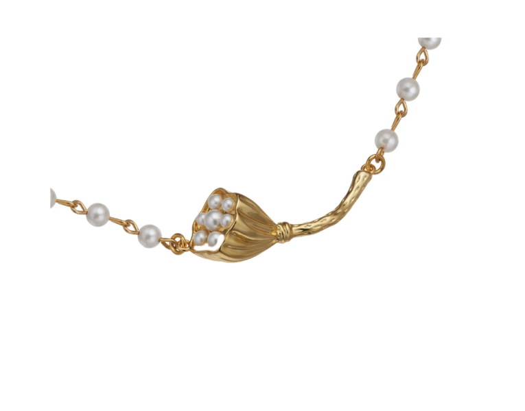 金花苞珍珠細鍊Lotus Butterfly  Gold Angel 日本設計師,日本製,設計項鍊,潮流飾品,選品,設計搭配,設計服裝,潮流服飾,潮流搭配,搭配教學,潮流穿搭,時尚搭配,手錶,潮流品牌,精選商品,優質商品,黃銅,蝴蝶,細鍊,18K鍍金,珍珠,貝殼,鍍銀
