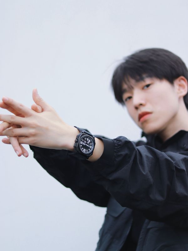 雙計時器 42 毫米石英錶 REVOLUTION - THE DUAL TIMER 42MM 