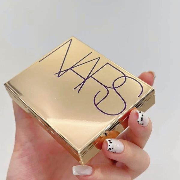 NARS 裸光蜜粉餅 #璀璨奢金版-10g(27/05) 