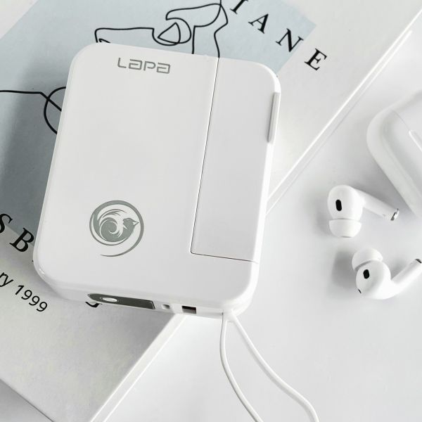 LAPA KPP 10 分離式插頭快充行動電源 