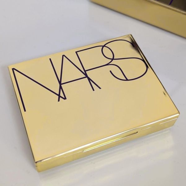 NARS 裸光蜜粉餅 #璀璨奢金版-10g(27/05) 