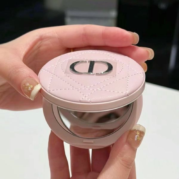 DIOR 千鳥皮革紋化妝鏡 520限定粉 