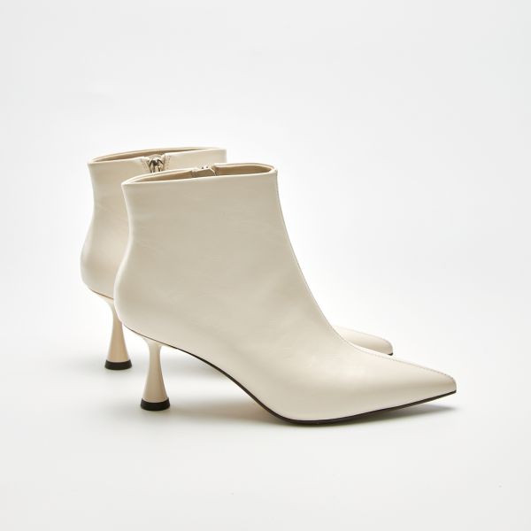 美劇主角登場鞋-酒杯跟尖頭靴-光澤白 小白鞋,餅乾鞋,厚底鞋,休閒鞋,鬆餅鞋,真皮鞋,送客神器,情侶鞋,球鞋,厚底球鞋,樂福鞋,瑪莉珍鞋,高跟鞋,女鞋,勃肯鞋,短靴,切爾西靴,踝靴,靴子,中筒靴,長靴,尖頭靴