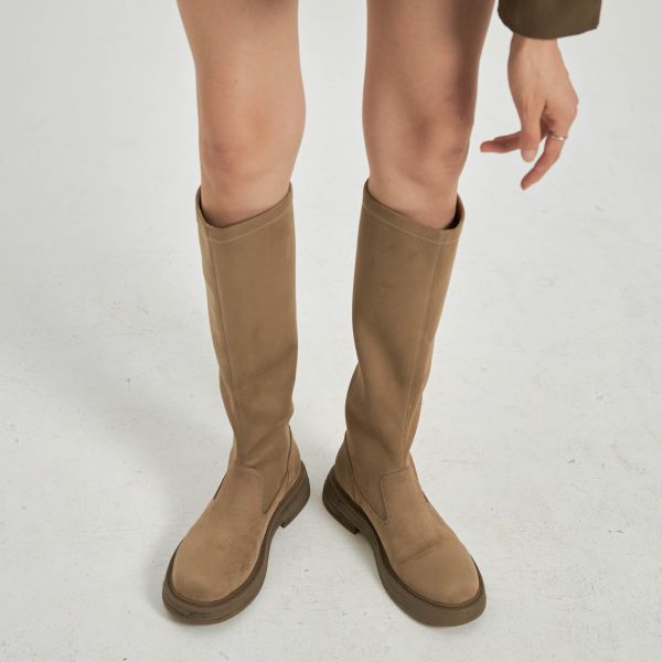 自帶直腿濾鏡-薄底彈力長筒靴-卡其色 小白鞋,餅乾鞋,厚底鞋,休閒鞋,鬆餅鞋,真皮鞋,送客神器,情侶鞋,球鞋,厚底球鞋,樂福鞋,瑪莉珍鞋,高跟鞋,女鞋,勃肯鞋,短靴,切爾西靴,踝靴,靴子,中筒靴,長靴,尖頭靴