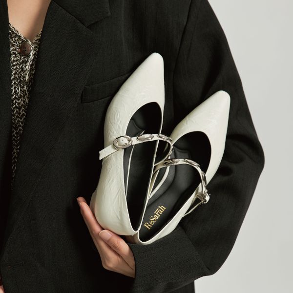 乖女孩反擊-壓紋銀扣瑪莉珍-壓紋白 小白鞋,餅乾鞋,厚底鞋,休閒鞋,鬆餅鞋,真皮鞋,送客神器,情侶鞋,球鞋,厚底球鞋,樂福鞋,瑪莉珍鞋