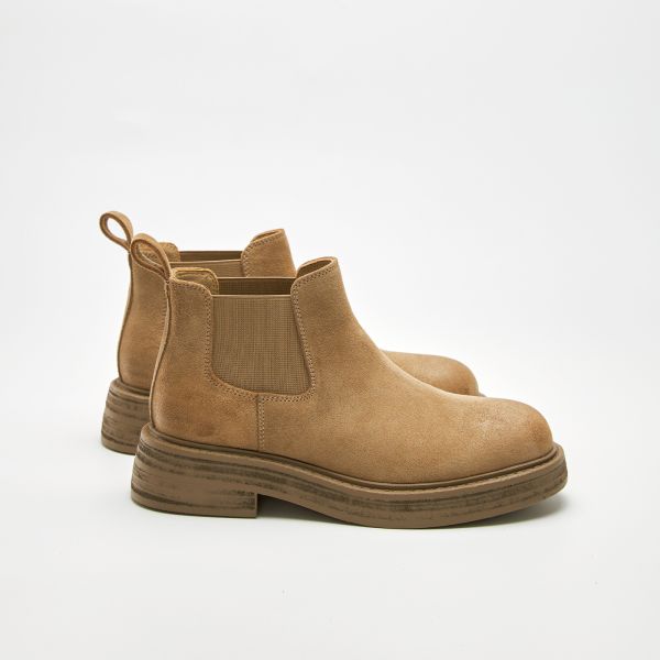 長褲完美搭-麂皮短筒切爾西靴-卡其色 小白鞋,餅乾鞋,厚底鞋,休閒鞋,鬆餅鞋,真皮鞋,送客神器,情侶鞋,球鞋,厚底球鞋,樂福鞋,瑪莉珍鞋,高跟鞋,女鞋,勃肯鞋,短靴,切爾西靴,踝靴,靴子