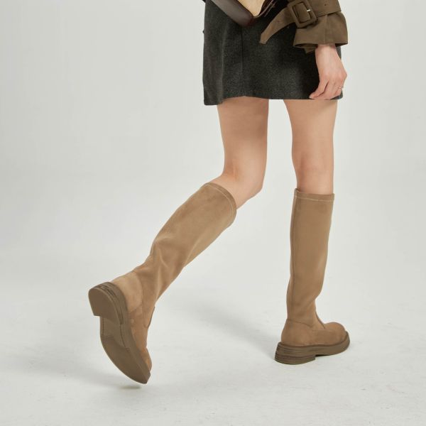 自帶直腿濾鏡-薄底彈力長筒靴-卡其色 小白鞋,餅乾鞋,厚底鞋,休閒鞋,鬆餅鞋,真皮鞋,送客神器,情侶鞋,球鞋,厚底球鞋,樂福鞋,瑪莉珍鞋,高跟鞋,女鞋,勃肯鞋,短靴,切爾西靴,踝靴,靴子,中筒靴,長靴,尖頭靴