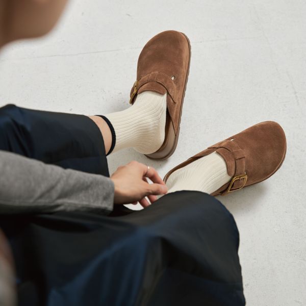 柔韌麵包家族-皮帶扣勃肯-麂皮咖 小白鞋,餅乾鞋,厚底鞋,休閒鞋,鬆餅鞋,真皮鞋,送客神器,情侶鞋,球鞋,厚底球鞋,樂福鞋,瑪莉珍鞋,高跟鞋,女鞋,勃肯鞋