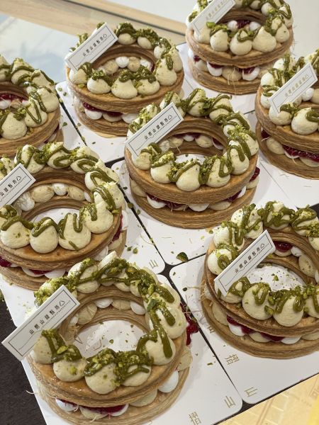 開心果莓果雲圈 