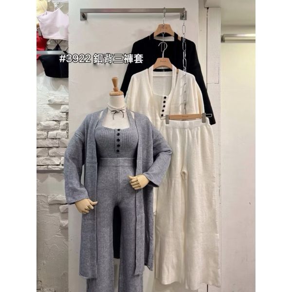 #3922重磅棉羊絨｜日常穿搭繞脖背心+寬褲+長版外套Set 冬季、套裝、三件套、軟糯、羊絨、長版外