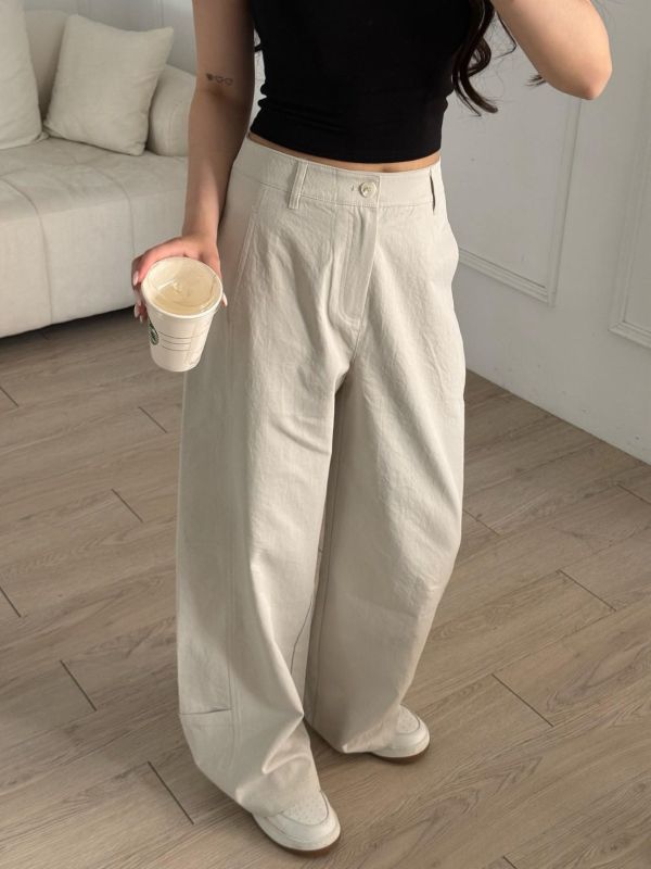 【現貨】“限量無壓工裝褲” 利用立體剪裁達到修飾效果 微弧度剪裁 (2colors) #GH16C1309-03 