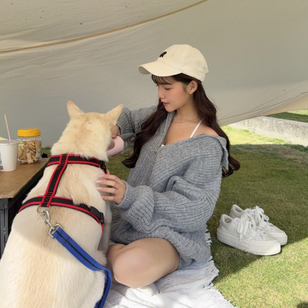 【貨在途中】強勢回歸.ᐟ.ᐟ誰能不愛這件厚磅雙口袋翻領拉鍊毛衣外套 (2colors) #H04 