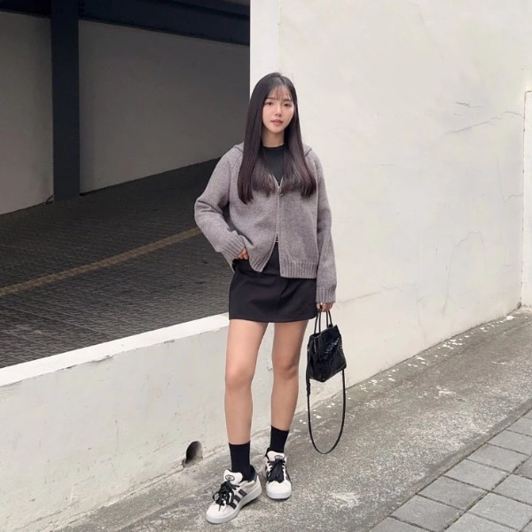 【現貨】韓國女高 好比例百搭西裝短裙 附皮帶 附安全褲 (2colors) #D01 